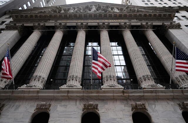 U.S. National Debt Surpasses